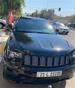 جیپ گراند شیرۆکی